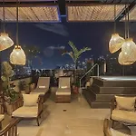 Golden Valley Hotel