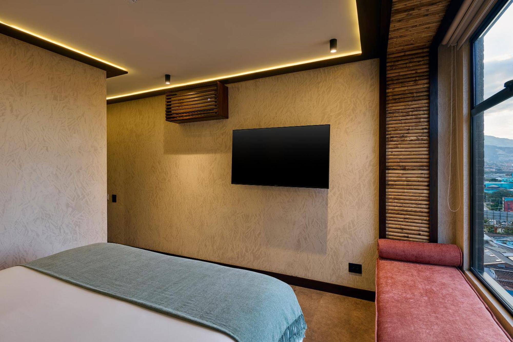 Hotel Golden Valley 4*